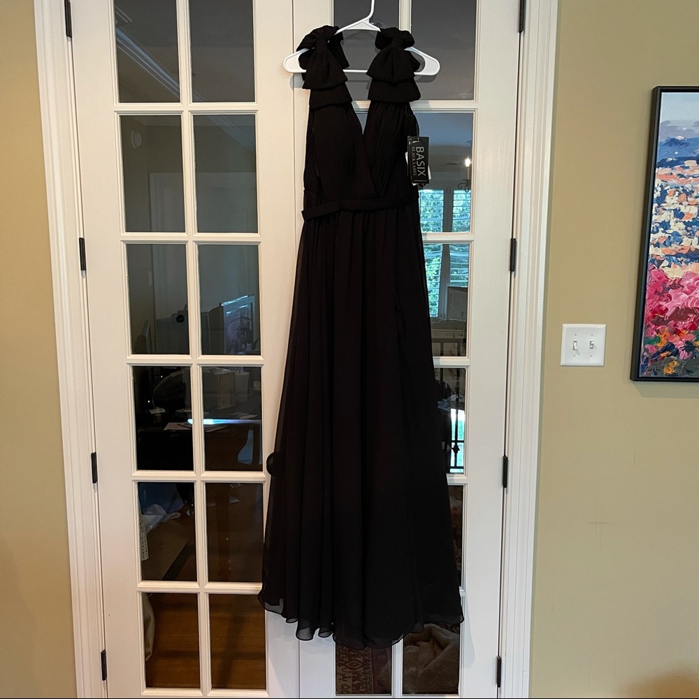 Basix black label gown